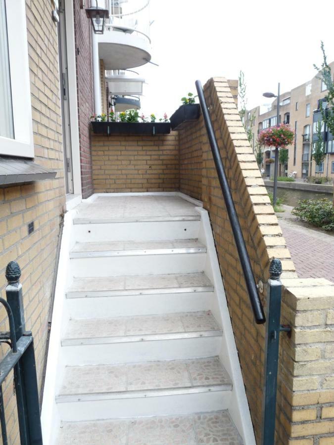 Bij Paul In Almere Exterior photo